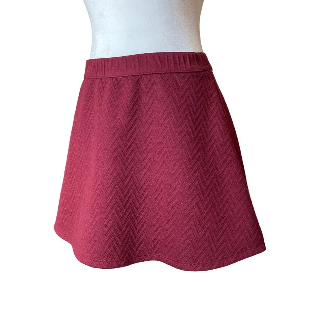 Candies Juniors fit and flare maroon skater skirt, Sz M